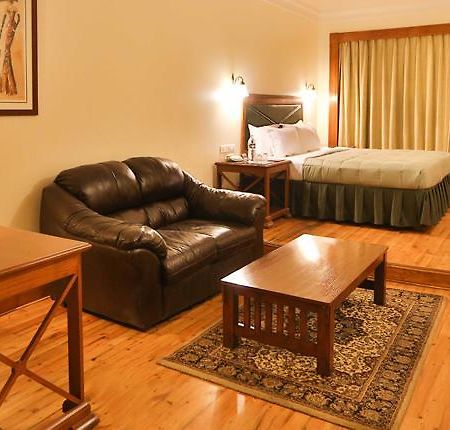 פונה Brookside Resorts Pvt. Ltd. מראה חיצוני תמונה