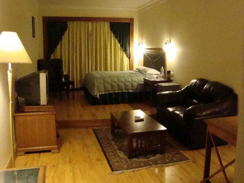 פונה Brookside Resorts Pvt. Ltd. מראה חיצוני תמונה
